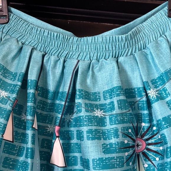Unique Vintage Teal Circle Skirt with Retro Cat Print - Picture 7 of 10